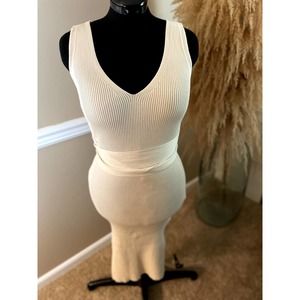 EMPOWA Anais Ribbed Beige Cream Nude Sleeveless V Neck Midi Dress One Size